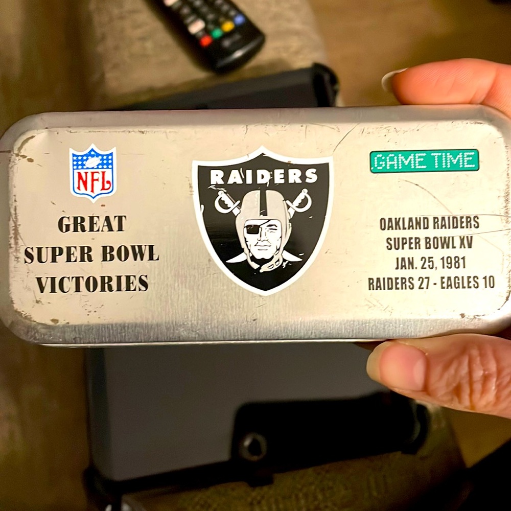 Raiders Watch - Picture 2 of 7